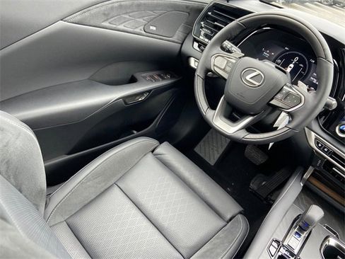 New 2026 Lexus RX 450h AWD image 13