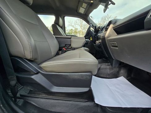 Used 2022 Ford F250 XL w/ Power Equipment Group image 17