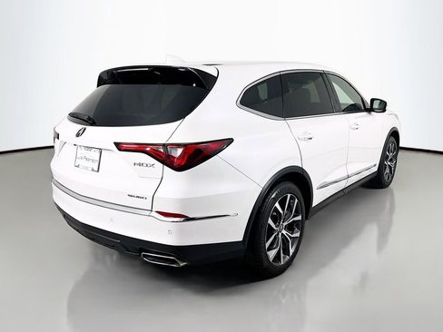 Used 2023 Acura MDX SH-AWD w/ Technology Package image 9