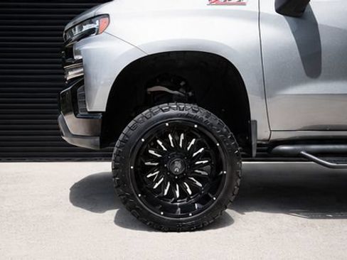 Used 2021 Chevrolet Silverado 1500 LT Trail Boss w/ Convenience Package II AWD/4WD image 10