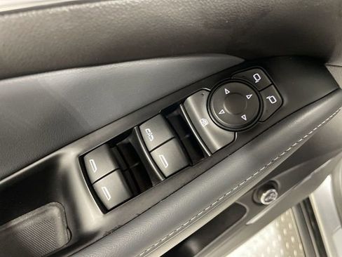 Used 2023 Buick Enclave Essence w/ Sport Touring Edition image 13