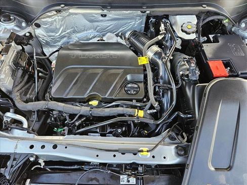 Certified 2024 Chevrolet Trax RS w/ Driver Confidence Package image 19