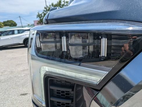 Used 2024 Toyota Tundra Platinum w/ TRD Off-Road Package AWD/4WD image 10