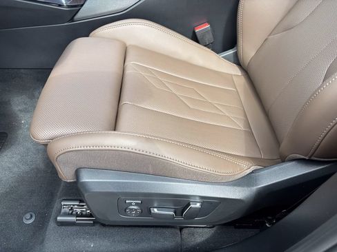 New 2026 BMW X3 xDrive30i w/ Convenience Package AWD/4WD image 14