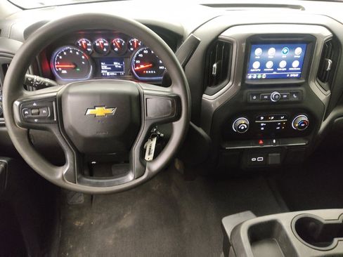 Used 2022 Chevrolet Silverado 2500 Custom w/ Infotainment Package AWD/4WD image 22