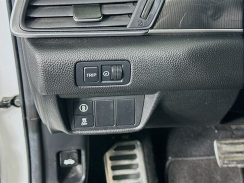 Used 2019 Honda Accord Sport image 16