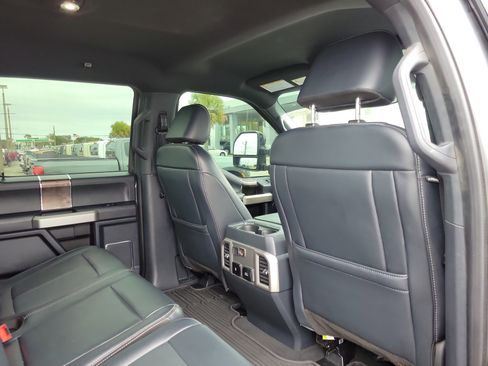 Certified 2022 Ford F250 Lariat w/ Tremor Off-Road Package image 26