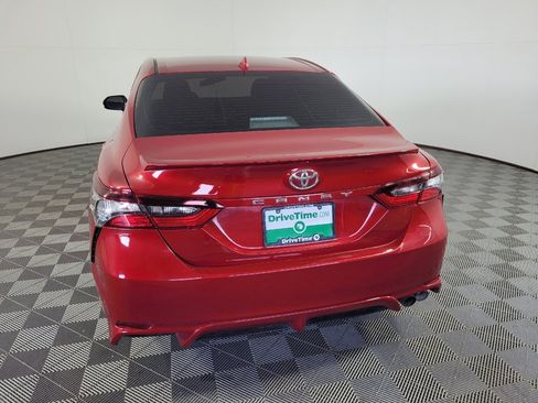 Used 2021 Toyota Camry SE FWD image 6