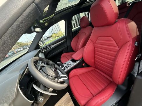 New 2026 Alfa Romeo Stelvio Sprint w/ Convenience Package AWD/4WD image 11
