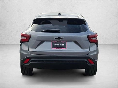 New 2026 Chevrolet Trax LS w/ LS Convenience Package image 8