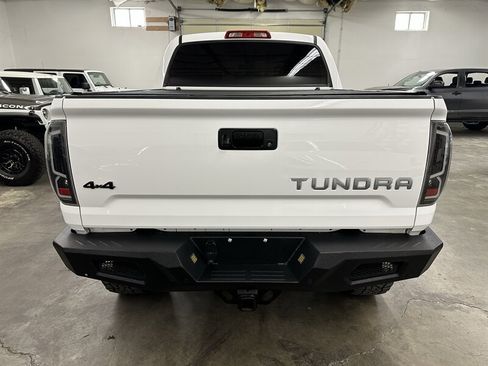Used 2017 Toyota Tundra Platinum AWD/4WD image 4
