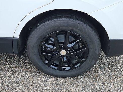 Certified 2023 Chevrolet Equinox LT AWD/4WD image 8