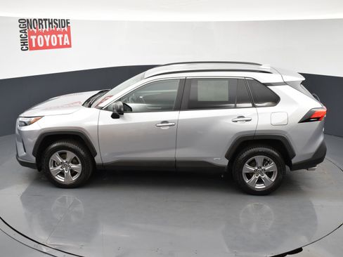 Used 2023 Toyota RAV4 LE AWD/4WD image 17