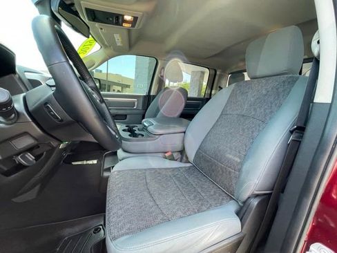 Used 2019 RAM 1500 Big Horn AWD/4WD image 12