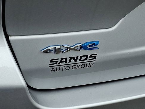 New 2024 Jeep Grand Cherokee Limited 4xe w/ Luxury Tech Group II image 24