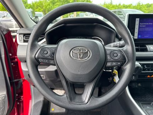 Used 2025 Toyota RAV4 LE FWD image 21