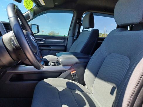 Used 2022 RAM 1500 Big Horn AWD/4WD image 9