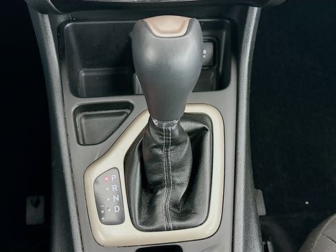 Used 2014 Jeep Cherokee Latitude w/ Cold Weather Group FWD image 22
