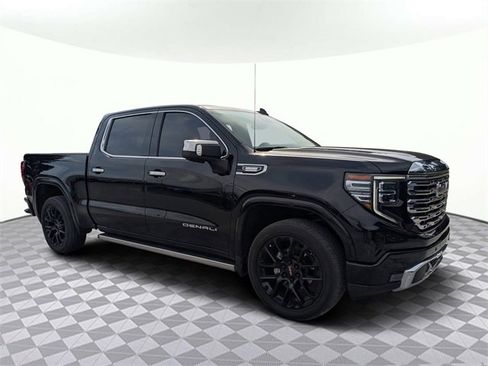 Used 2023 GMC Sierra 1500 Denali w/ Denali Reserve Package image 2