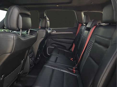 Used 2021 Jeep Grand Cherokee SRT image 9