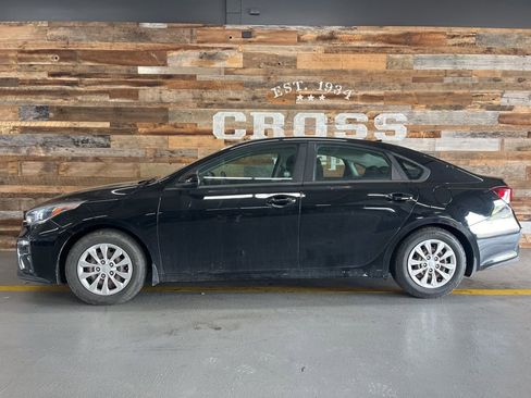 Used 2020 Kia Forte Sedan FWD image 10