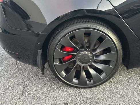 Used 2022 Tesla Model 3 Performance image 17
