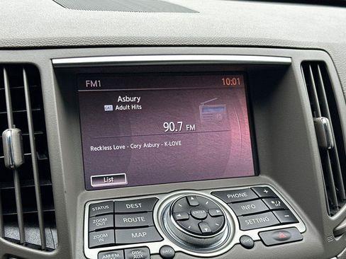 Used 2013 INFINITI G37 Journey w/ Premium Pkg image 18