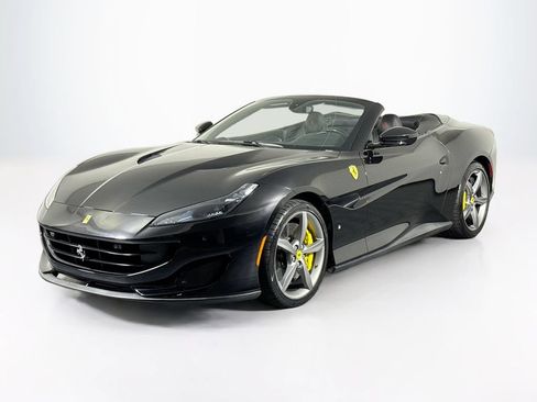 Certified 2019 Ferrari Portofino RWD image 6