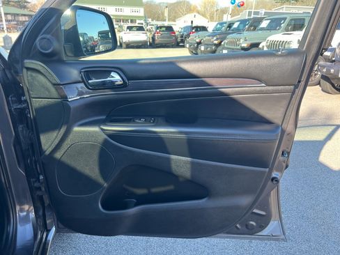 Certified 2021 Jeep Grand Cherokee Overland image 10