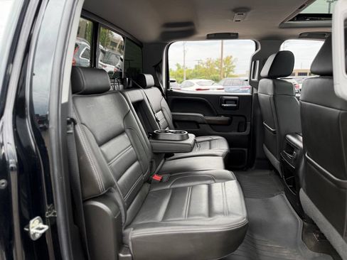 Used 2018 GMC Sierra 2500 Denali AWD/4WD image 19