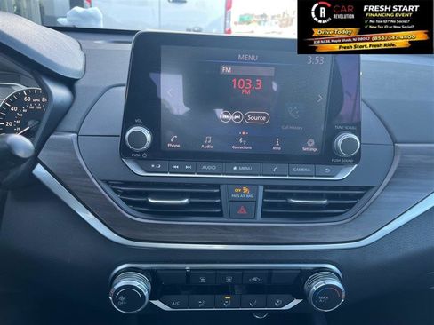 Used 2023 Nissan Altima 2.5 SV image 15