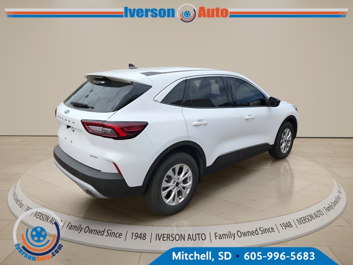 Used 2023 Ford Escape Active w/ Tech Pack #1 AWD/4WD image 4