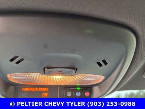 Used 2025 Chevrolet Trax RS w/ Driver Confidence Package FWD image 17
