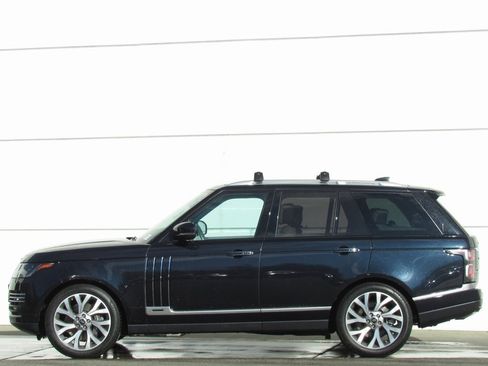 Used 2019 Land Rover Range Rover Autobiography image 4