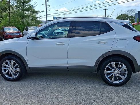 Certified 2023 Buick Encore GX Essence w/ Experience Buick Package FWD image 6