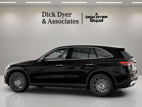 Used 2026 Mercedes-Benz GLC 300 image 21