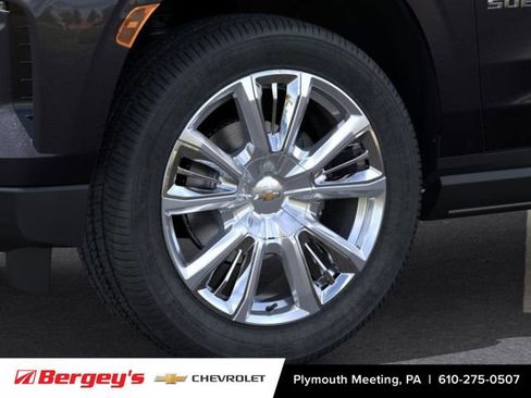 Used 2024 Chevrolet Suburban High Country image 10