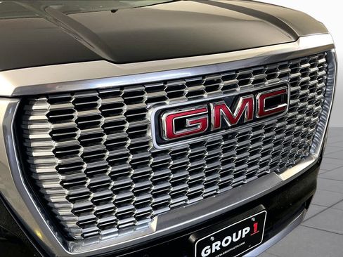 Used 2024 GMC Yukon Denali RWD image 29