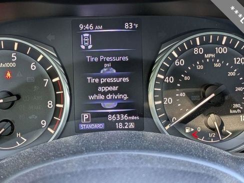 Used 2022 INFINITI Q60 3.0t Luxe w/ Essential Package image 13