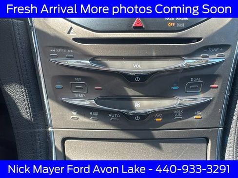 Used 2013 Lincoln MKX AWD image 18