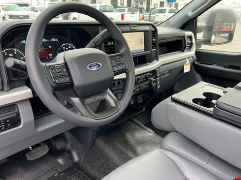 New 2026 Ford F550 2WD Regular Cab Super Duty image 10