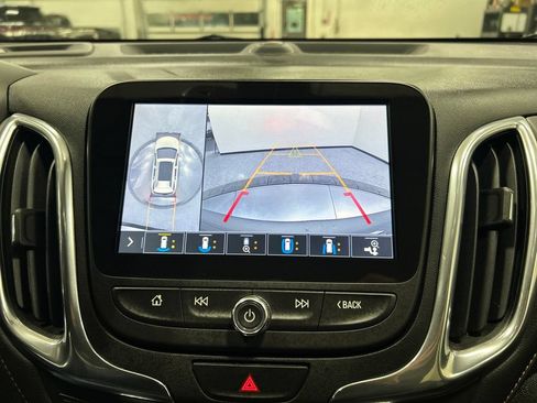 Used 2019 Chevrolet Equinox Premier FWD image 22