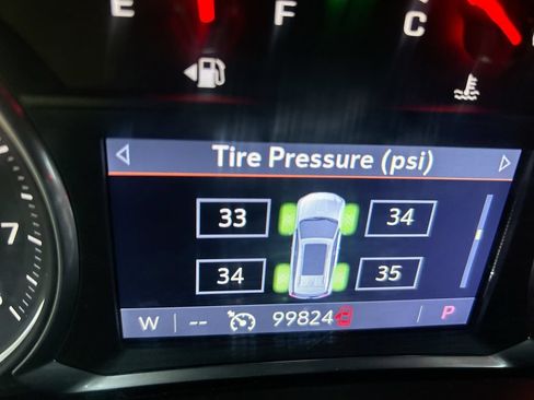 Used 2020 GMC Terrain SLT w/ Preferred Package AWD/4WD image 16