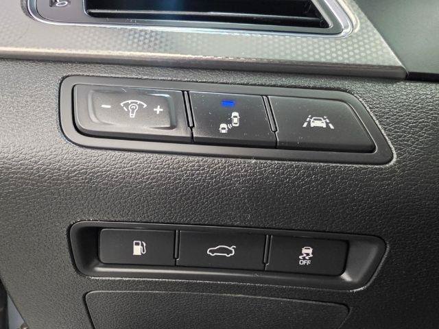 Used 2017 Hyundai Sonata Limited 2.0T w/ Winter Weather Package FWD image 15