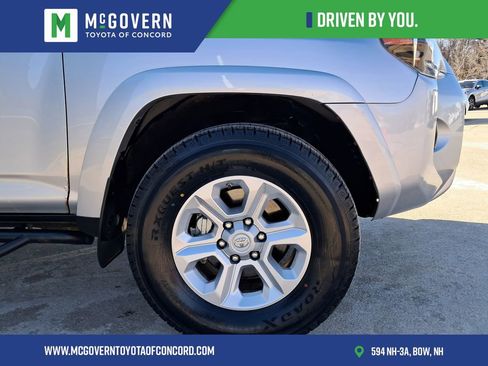 Used 2015 Toyota 4Runner SR5 image 8