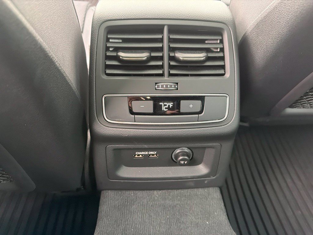 Used 2024 Audi A4 2.0T Premium Plus w/ Premium Plus Package AWD/4WD image 10