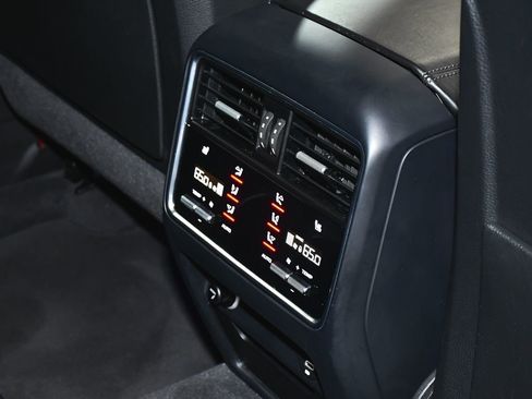 Used 2021 Porsche Cayenne GTS w/ Premium Package Plus AWD/4WD image 50