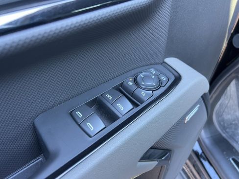 Used 2025 Chevrolet Silverado 1500 ZR2 w/ Technology Package image 22