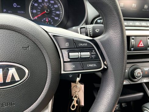 Used 2021 Kia Forte LXS FWD image 16