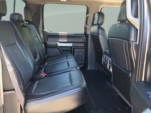 Used 2018 Ford F250 Lariat w/ Lariat Ultimate Package image 15